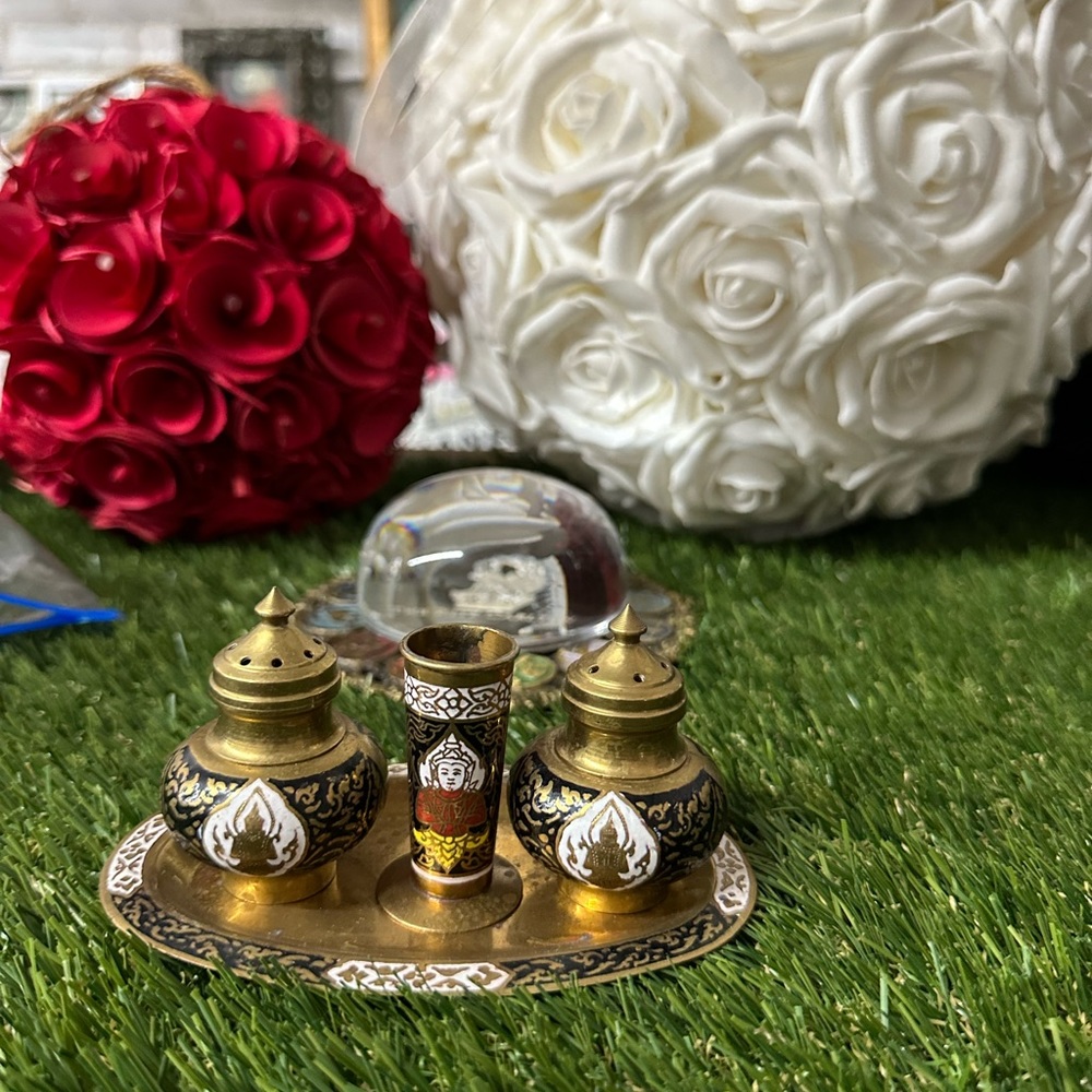 Vintage India Brass Salt & Pepper Shakers Set w/ Tray